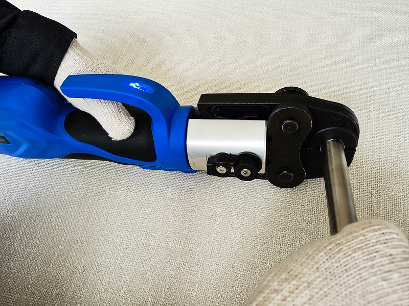 卡（kǎ）壓工作