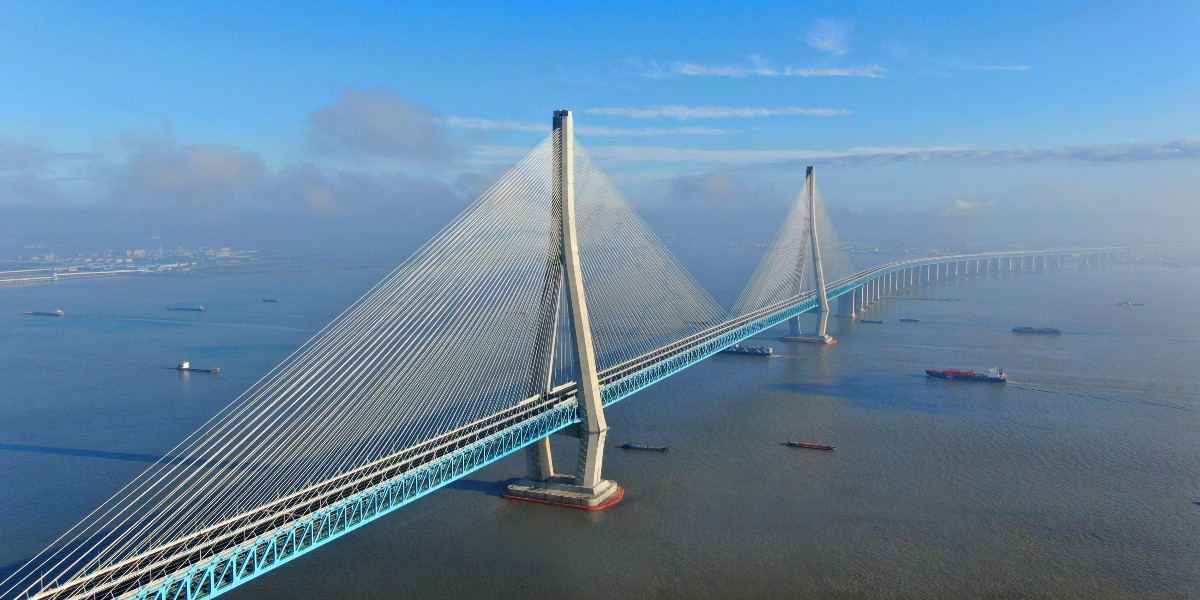 蘇通長江大橋-神马午夜影院不鏽鋼水（shuǐ）管應用案例